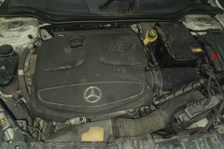 Used Mercedes-Benz GLA 2016 GLA 200 Fashion Model Engine Bay