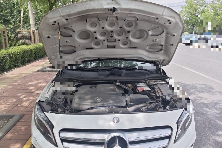 Used Mercedes-Benz GLA 2016 GLA 220 4MATIC Fashion Edition Engine Bay
