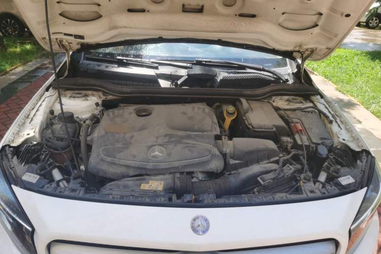Used Mercedes-Benz GLA 2016 GLA 200 Sport Edition Engine Bay