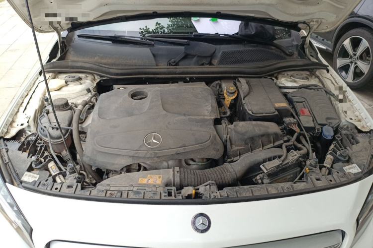 Used Mercedes-Benz GLA 2016 GLA 200 Fashion Model Engine Bay