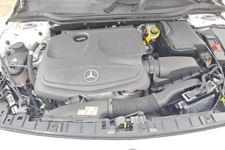Used Mercedes-Benz GLA 2016 GLA 220 4MATIC Fashion Edition Engine Bay