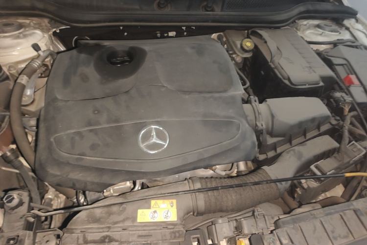 Used Mercedes-Benz GLA 2016 GLA 220 4MATIC Fashion Edition Engine Bay