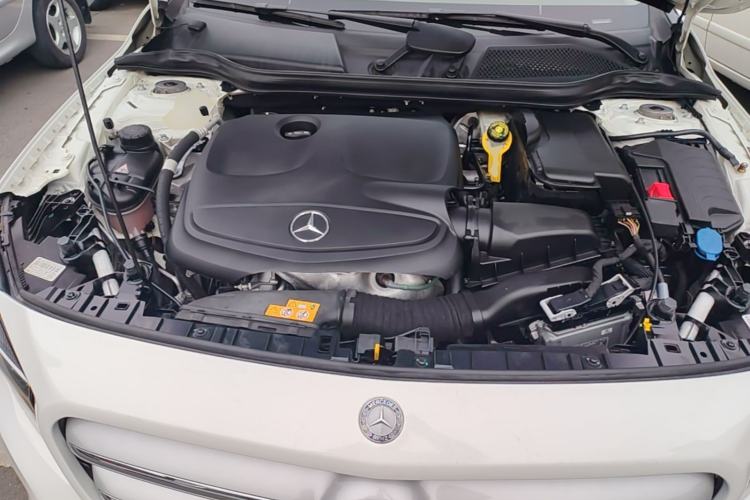 Used Mercedes-Benz GLA 2016 GLA 200 Sport Edition Engine Bay