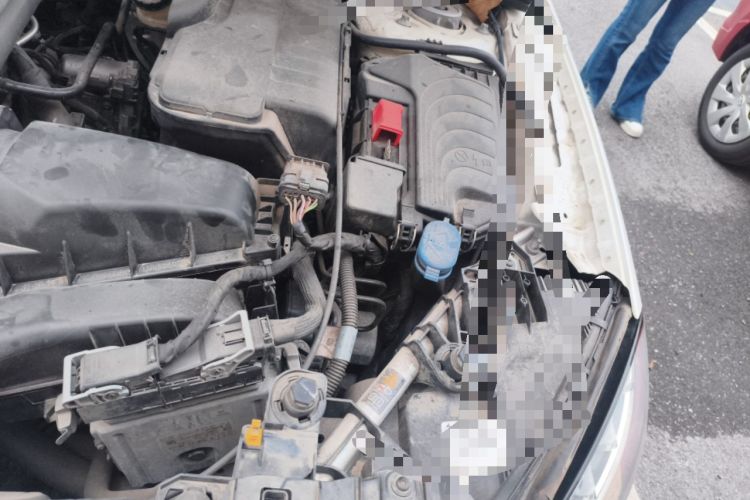 Used Mercedes-Benz GLA 2016 GLA 200 Fashion Model Engine Bay Left