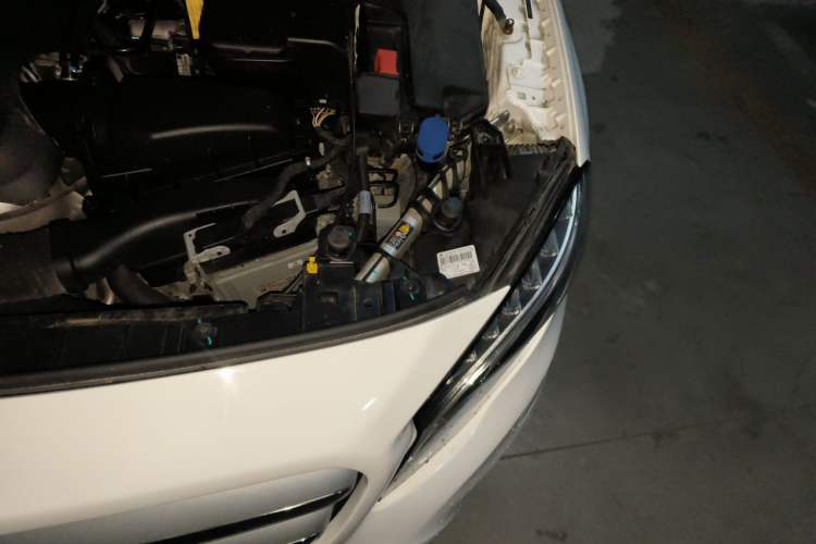 Used Mercedes-Benz GLA 2016 GLA 220 4MATIC Fashion Edition Engine Bay Left