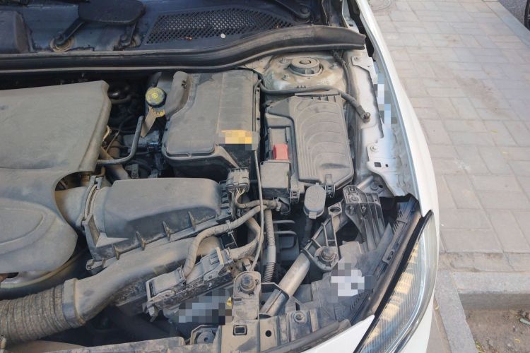 Used Mercedes-Benz GLA 2016 GLA 200 Sport Edition Engine Bay Left