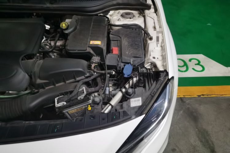 Used Mercedes-Benz GLA 2016 GLA 200 Sport Edition Engine Bay Left