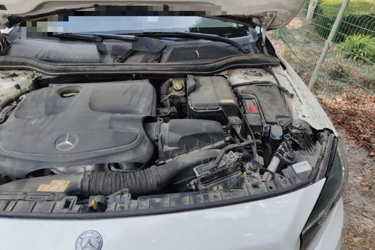 Used Mercedes-Benz GLA 2016 GLA 200 Sport Edition Engine Bay Left