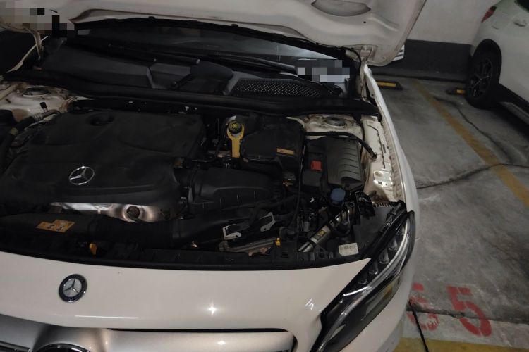 Used Mercedes-Benz GLA 2016 GLA 200 Fashion Model Engine Bay Left