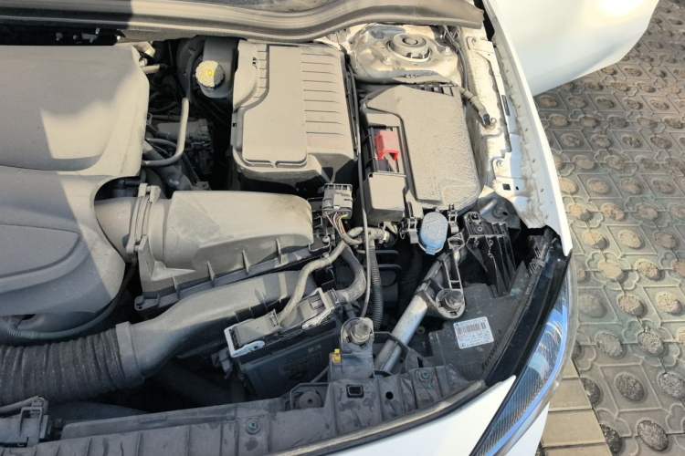 Used Mercedes-Benz GLA 2016 GLA 200 Sport Edition Engine Bay Left