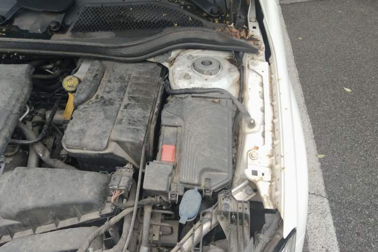 Used Mercedes-Benz GLA 2016 GLA 200 Sport Edition Engine Bay Left