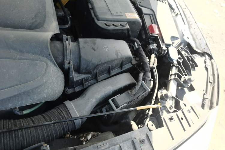 Used Mercedes-Benz GLA 2016 GLA 200 Fashion Model Engine Bay Left