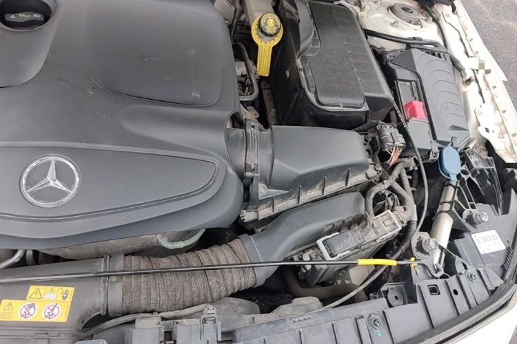 Used Mercedes-Benz GLA 2016 GLA 200 Sport Edition Engine Bay Left