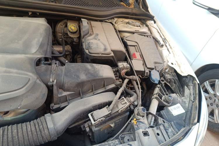 Used Mercedes-Benz GLA 2016 GLA 200 Sport Edition Engine Bay Left