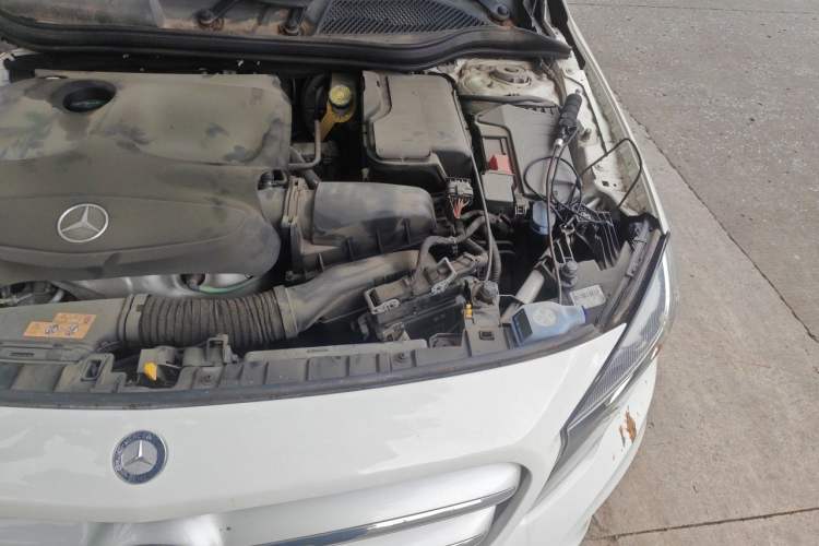 Used Mercedes-Benz GLA 2016 GLA 200 Sport Edition Engine Bay Left