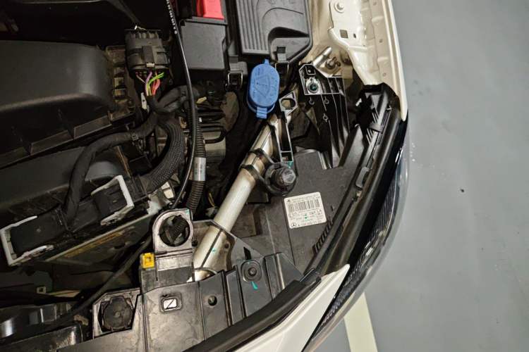 Used Mercedes-Benz GLA 2016 GLA 200 Sport Edition Engine Bay Left