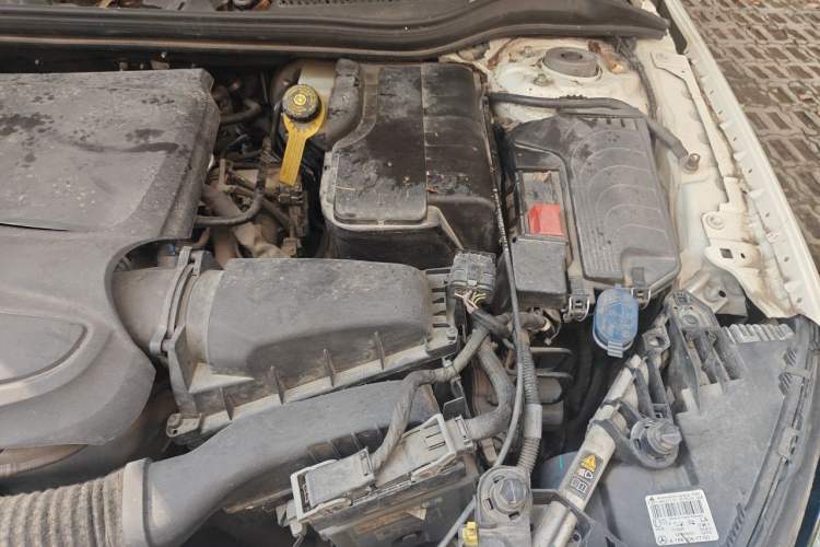 Used Mercedes-Benz GLA 2016 GLA 220 4MATIC Fashion Edition Engine Bay Left