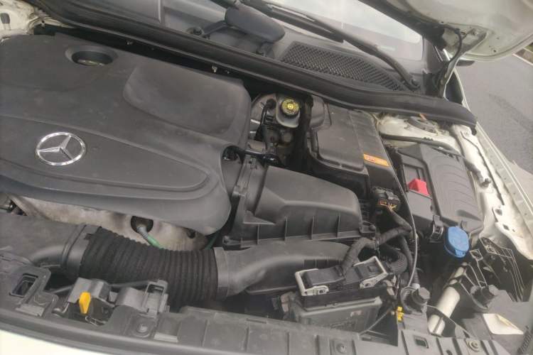 Used Mercedes-Benz GLA 2016 GLA 200 Sport Edition Engine Bay Left