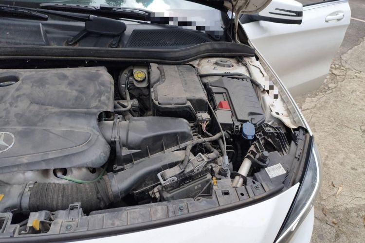 Used Mercedes-Benz GLA 2016 GLA 200 Sport Edition Engine Bay Left