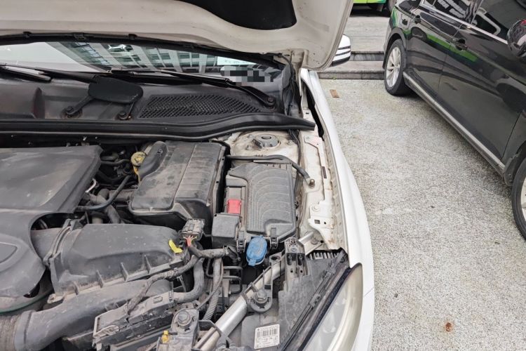 Used Mercedes-Benz GLA 2016 GLA 200 Fashion Model Engine Bay Left