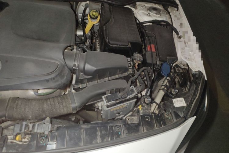 Used Mercedes-Benz GLA 2016 GLA 200 Sport Edition Engine Bay Left