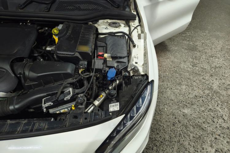 Used Mercedes-Benz GLA 2016 GLA 200 Fashion Model Engine Bay Left