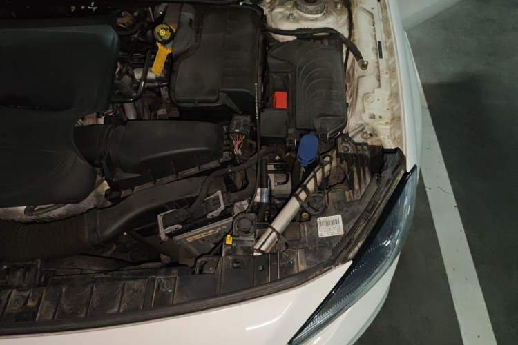 Used Mercedes-Benz GLA 2016 GLA 200 Sport Edition Engine Bay Left