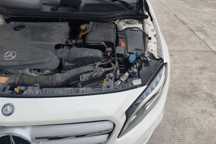 Used Mercedes-Benz GLA 2016 GLA 200 Fashion Model Engine Bay Left