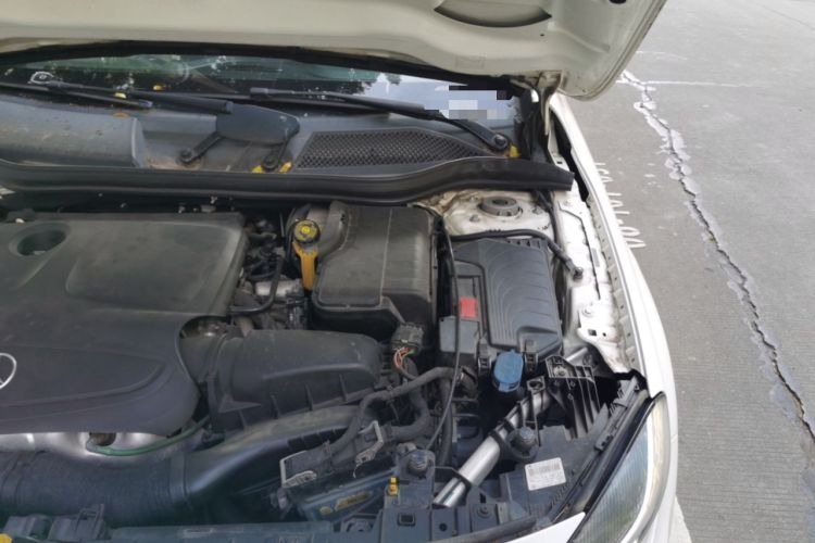 Used Mercedes-Benz GLA 2016 GLA 200 Sport Edition Engine Bay Left