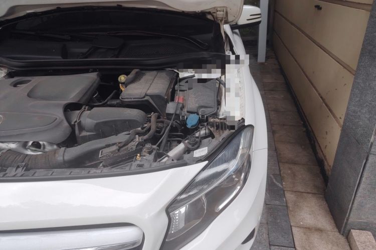 Used Mercedes-Benz GLA 2016 GLA 200 Sport Edition Engine Bay Left