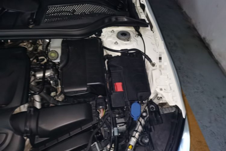 Used Mercedes-Benz GLA 2016 GLA 220 4MATIC Fashion Edition Engine Bay Left