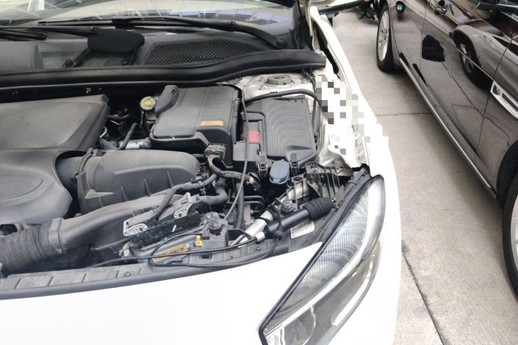 Used Mercedes-Benz GLA 2016 GLA 200 Sport Edition Engine Bay Left