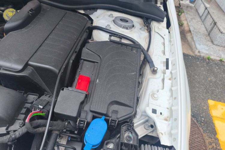 Used Mercedes-Benz GLA 2016 GLA 220 4MATIC Fashion Edition Engine Bay Left