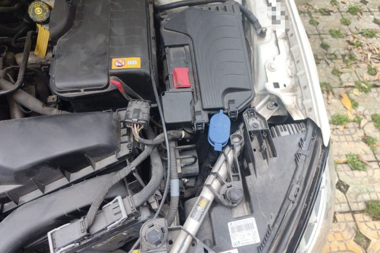Used Mercedes-Benz GLA 2016 GLA 220 4MATIC Fashion Edition Engine Bay Left