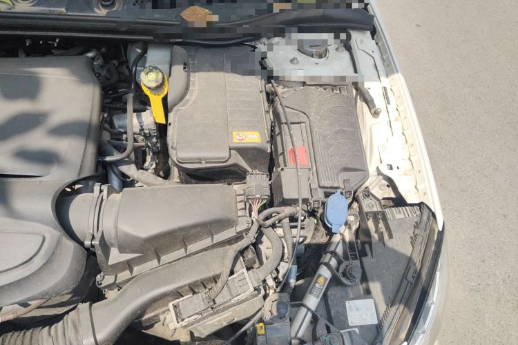 Used Mercedes-Benz GLA 2016 GLA 220 4MATIC Fashion Edition Engine Bay Left