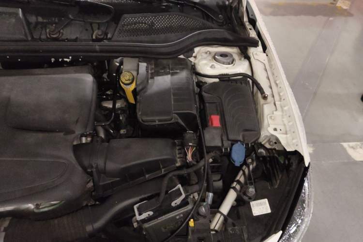 Used Mercedes-Benz GLA 2016 GLA 200 Sport Edition Engine Bay Left