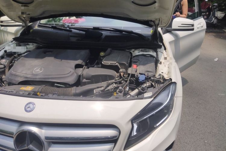 Used Mercedes-Benz GLA 2016 GLA 200 Sport Edition Engine Bay Left