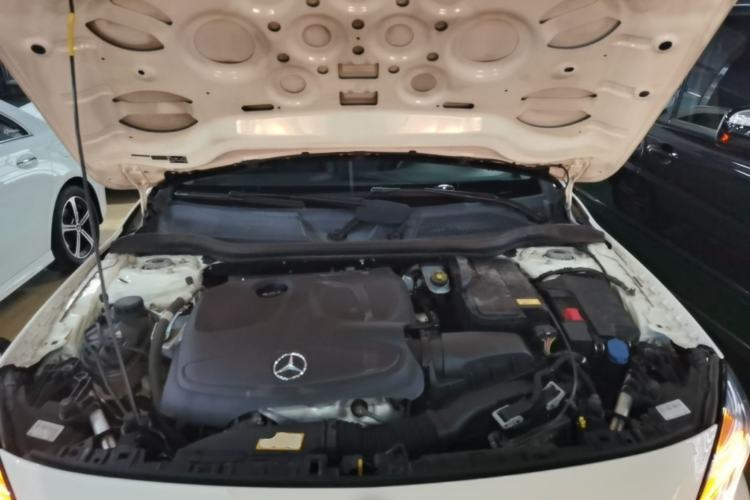 Used Mercedes-Benz GLA 2016 GLA 200 Sport Edition Engine Bay
