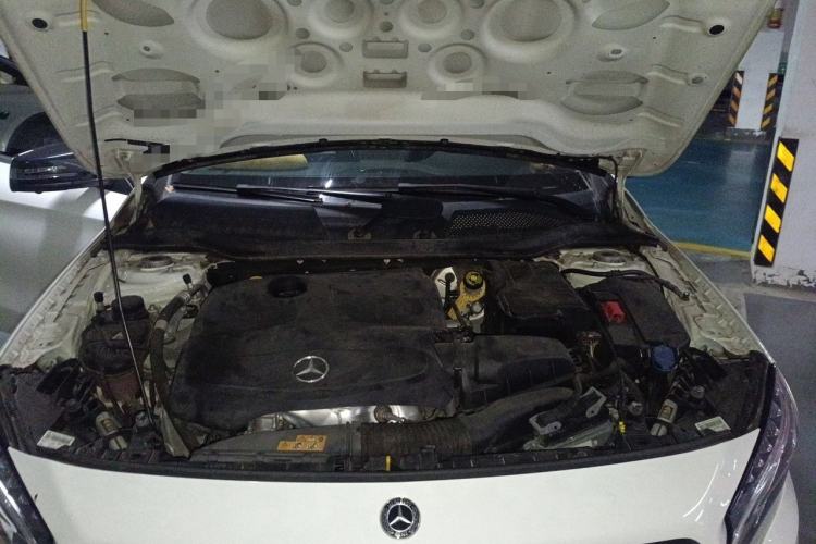 Used Mercedes-Benz GLA 2016 GLA 220 4MATIC Fashion Edition Engine Bay