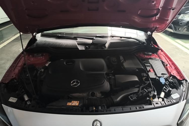 Used Mercedes-Benz GLA 2016 GLA 200 Sport Edition Engine Bay