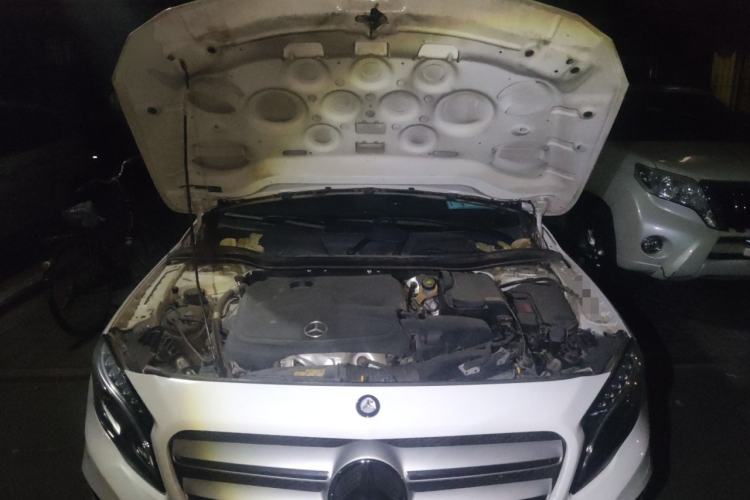 Used Mercedes-Benz GLA 2016 GLA 200 Fashion Model Engine Bay
