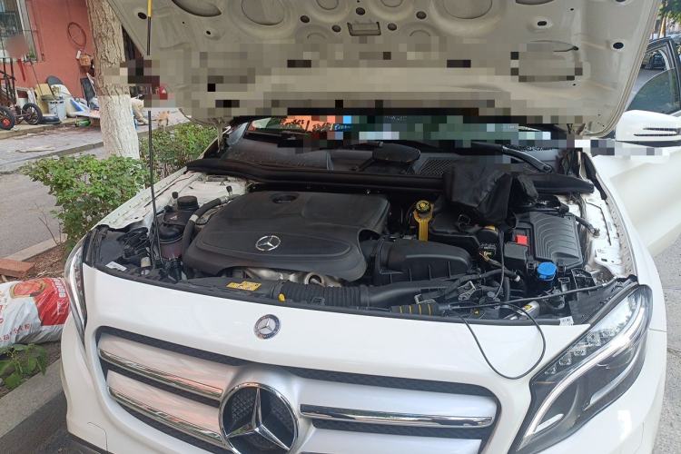 Used Mercedes-Benz GLA 2016 GLA 220 4MATIC Fashion Edition Engine Bay