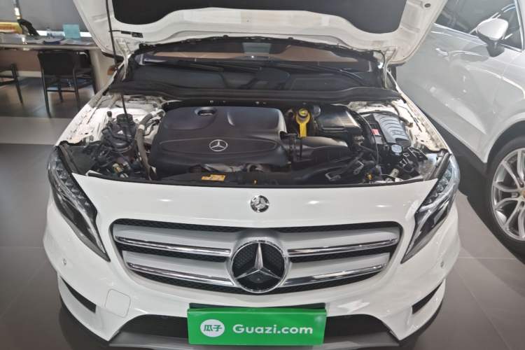 Used Mercedes-Benz GLA 2016 GLA 260 4MATIC Sport Edition Engine Bay