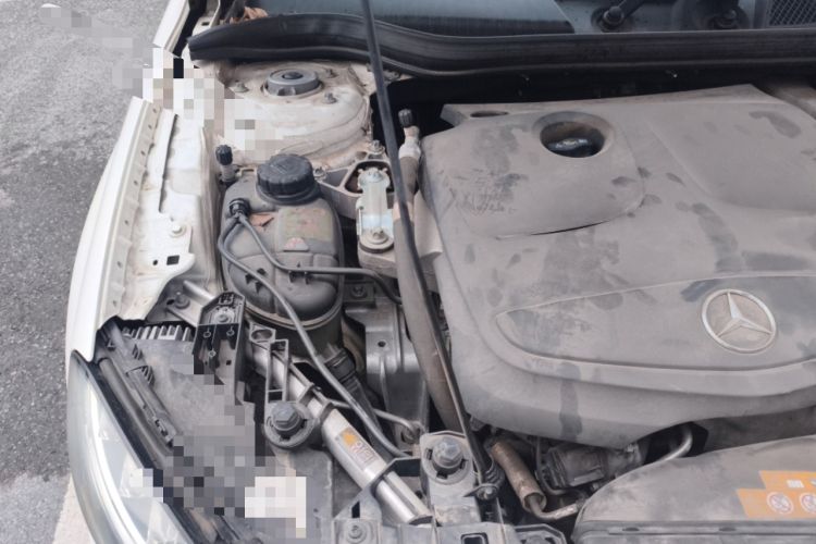 Used Mercedes-Benz GLA 2016 GLA 200 Fashion Model Engine Bay Right