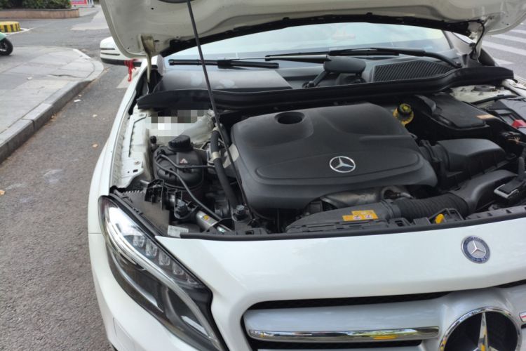 Used Mercedes-Benz GLA 2016 GLA 220 4MATIC Fashion Edition Engine Bay Right