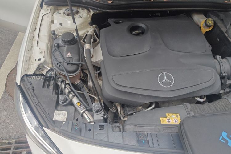 Used Mercedes-Benz GLA 2016 GLA 220 4MATIC Fashion Edition Engine Bay Right