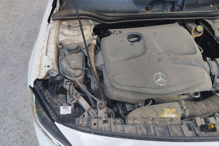 Used Mercedes-Benz GLA 2016 GLA 200 Sport Edition Engine Bay Right