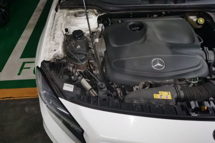 Used Mercedes-Benz GLA 2016 GLA 200 Sport Edition Engine Bay Right