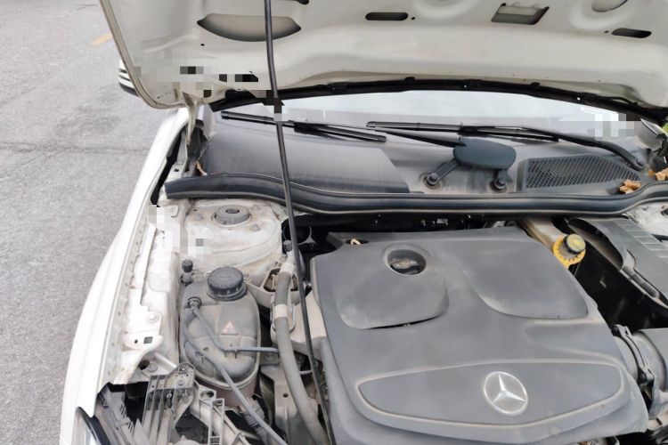 Used Mercedes-Benz GLA 2016 GLA 200 Sport Edition Engine Bay Right