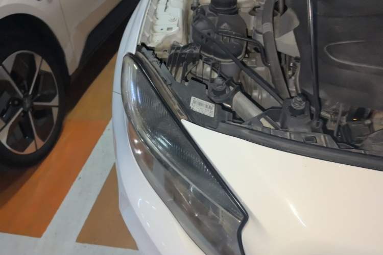 Used Mercedes-Benz GLA 2016 GLA 200 Sport Edition Engine Bay Right